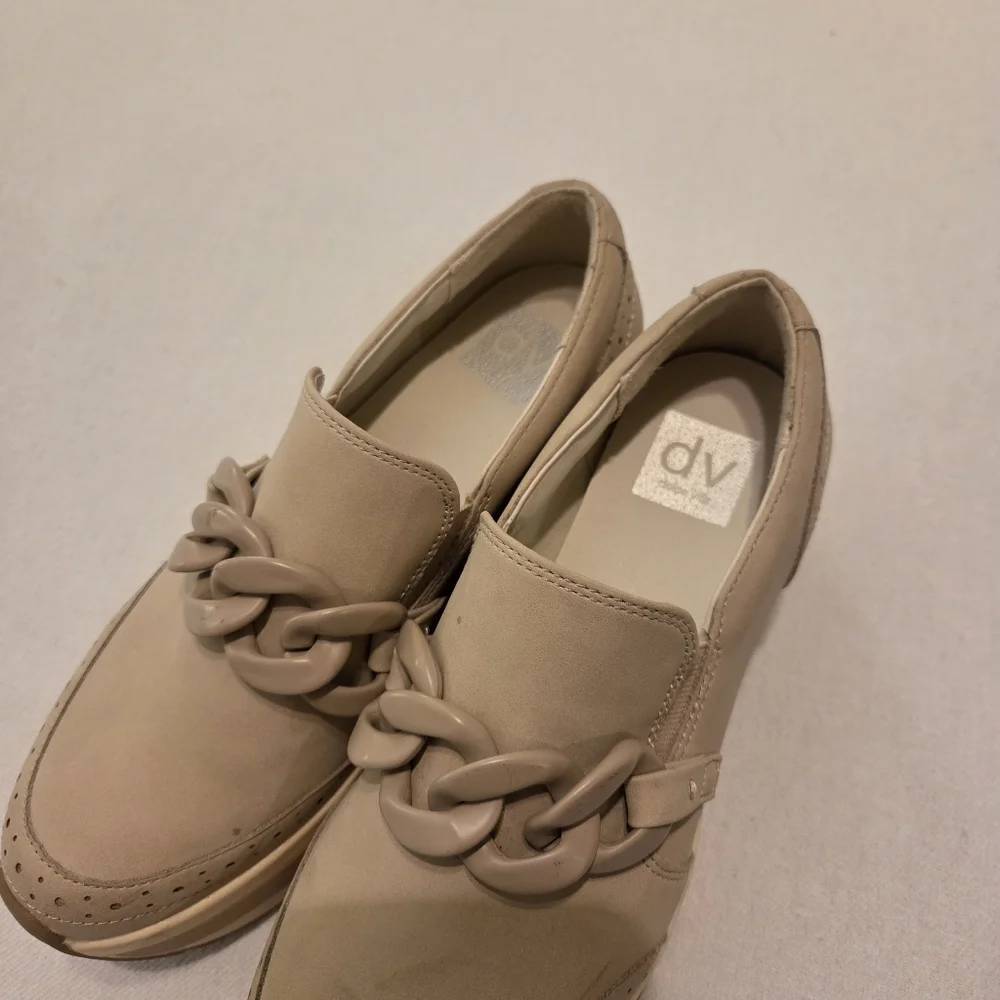 DOLCE VITA Jhenee Beige Slip-On‎ Chunky Chain Platform Sneakers Women's Size 7.5